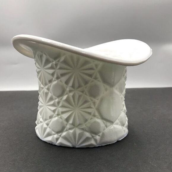 Vintage Fenton Daisy and Button Milk Glass Top Hat Topper Planter Decor - Picture 14 of 16